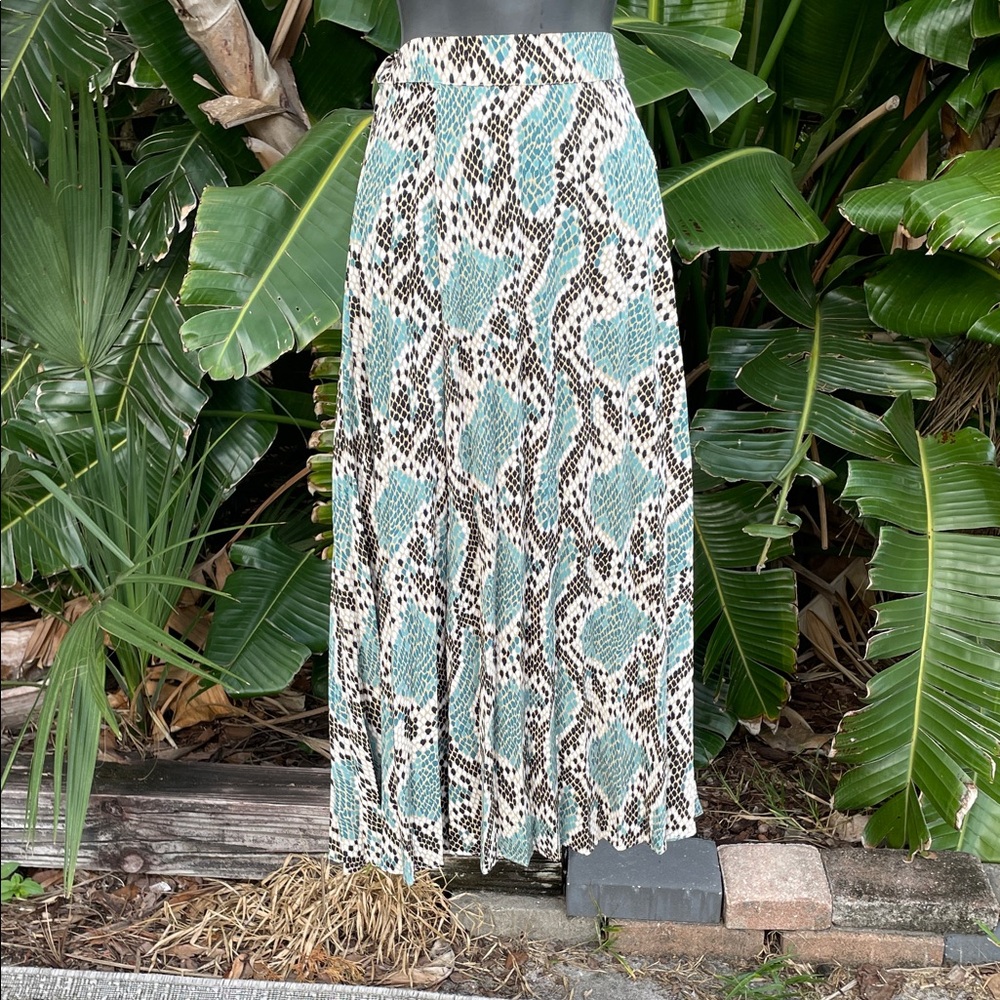 Top shop, snakes, print pleated skirt